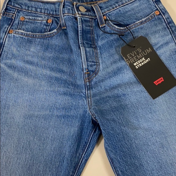 🔥🔥🔥NEW Levi’s Premium Wedgie Fit Straight Jeans - Picture 10 of 13